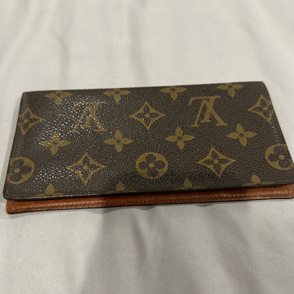 Louis Vuitton Checkbook